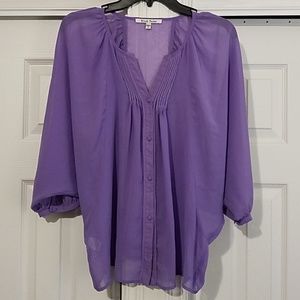 Black Rainn purple button blouse